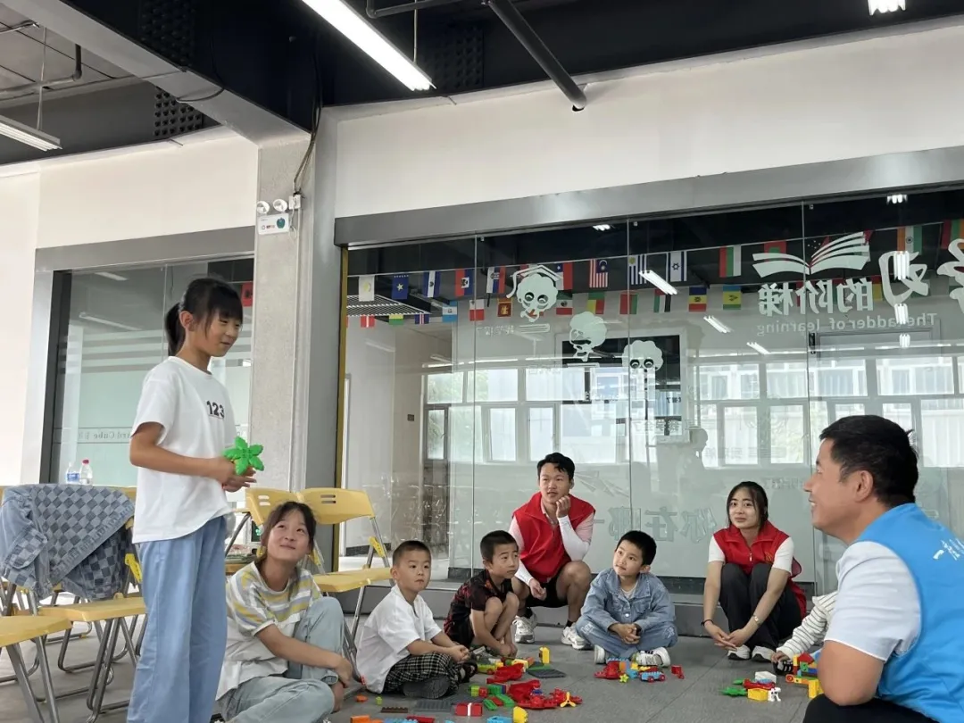 5f66ab4f-8e15-43a7-a5d0-961c5f8ee4ac 5f66ab4f-8e15-43a7-a5d0-961c5f8ee4ac